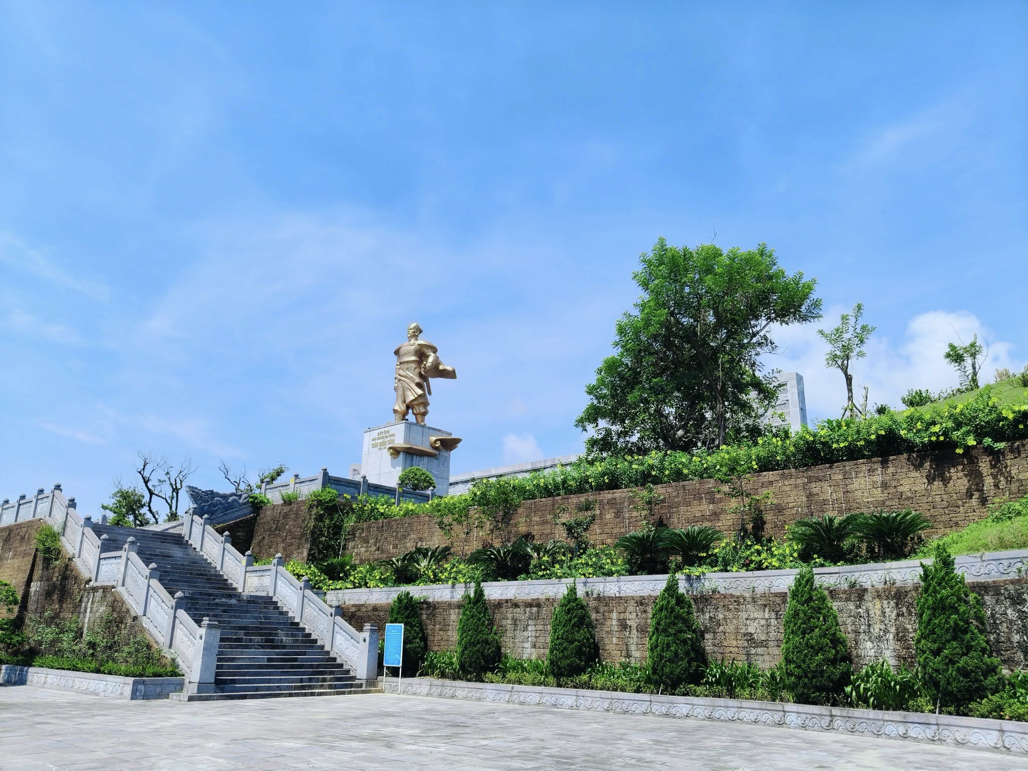 Những Điều Quan Trọng Cần Biết Khi Đi Tour Đền Cửa Ông 2 Ngày 1 Đêm