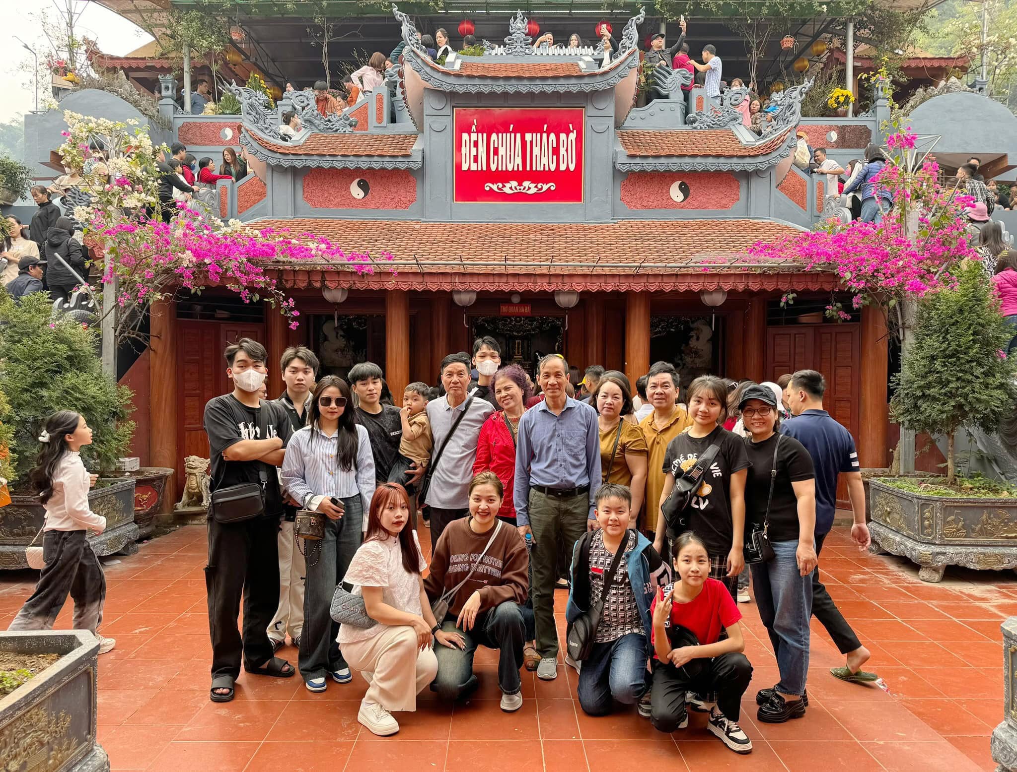 Cẩm Nang Khám Phá Thác Bờ 1 Ngày Với Thông Tin Thiết Thực